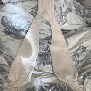 Zara Turtleneck Sleeve Scarf